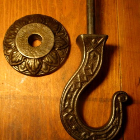 Antique Cast Iron Screw Plant Ceiling Hook with Security Latch